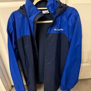 Columbia Men’s Two-Tone Blue Raincoat